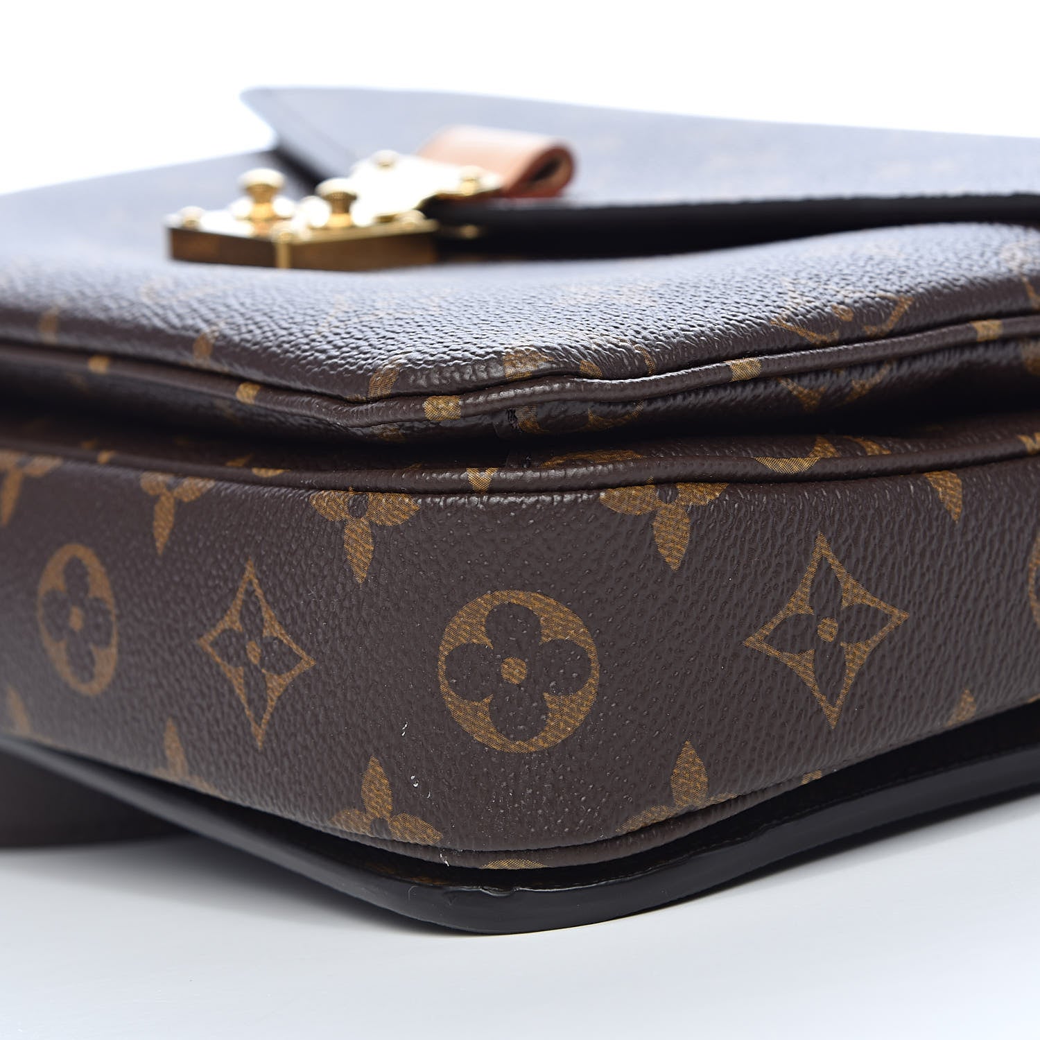 Louis Vuitton Monogram Pochette Metis 8 of 9