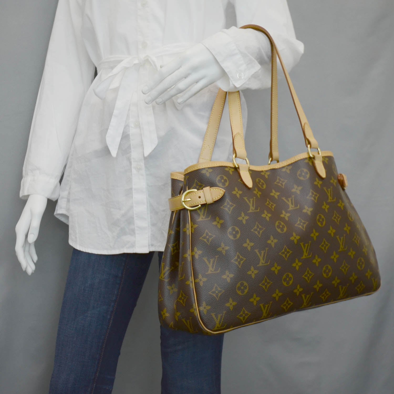 Louis Vuitton Monogram Batignolles Horizontal 2 of 11