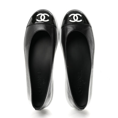 Chanel Crumpled Shiny Lambskin Mary Jane Flats 39.5 Black White 2 of 10