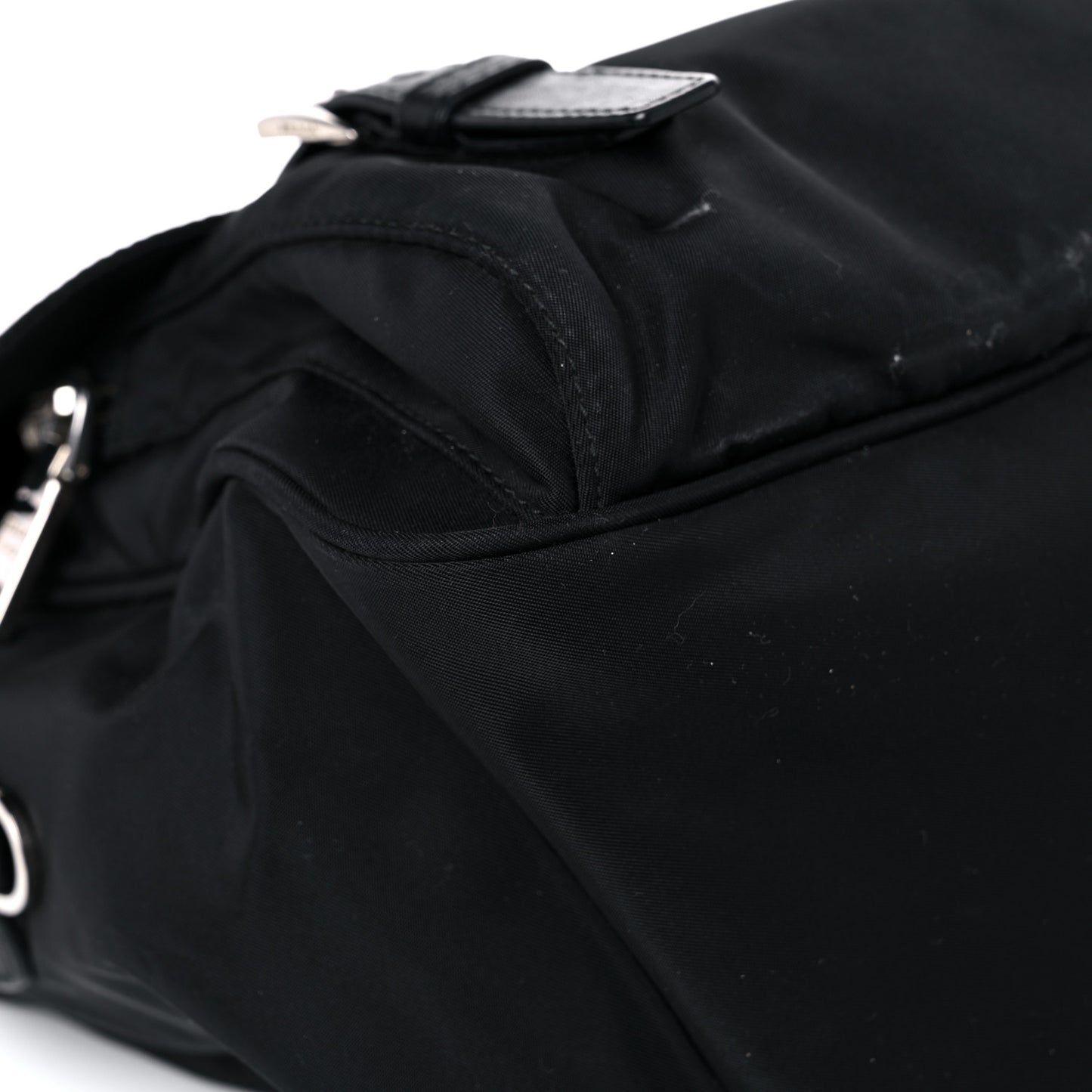 Nylon Vela Messenger Bag Black