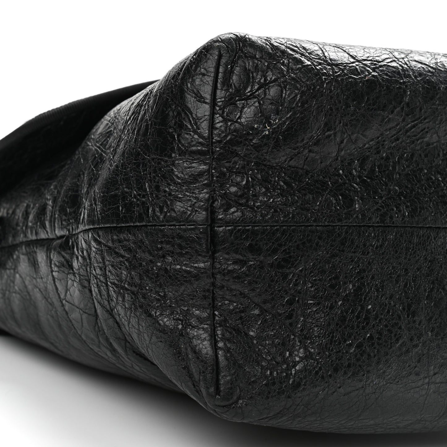 Agneau Arena Small Explorer Messenger Bag Black