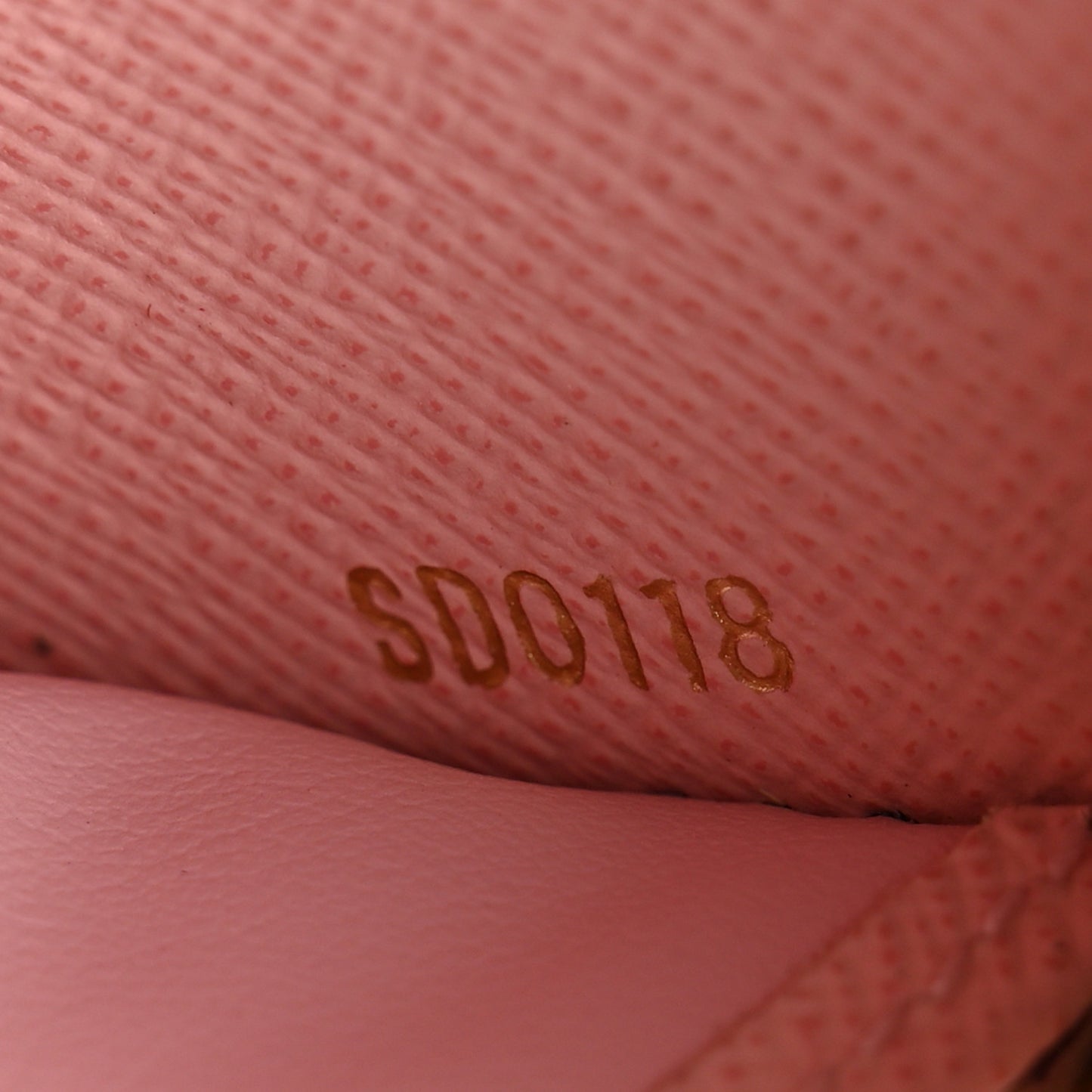 Damier Ebene Zippy Wallet Rose Ballerine