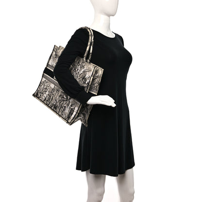 Christian Dior Canvas Embroidered Large Toile De Jouy Book Tote White Black 3 of 8