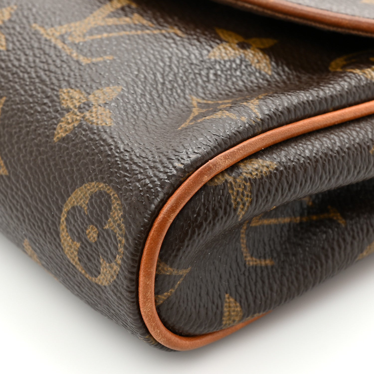 Louis Vuitton Monogram Pochette Friendly S 11 of 17