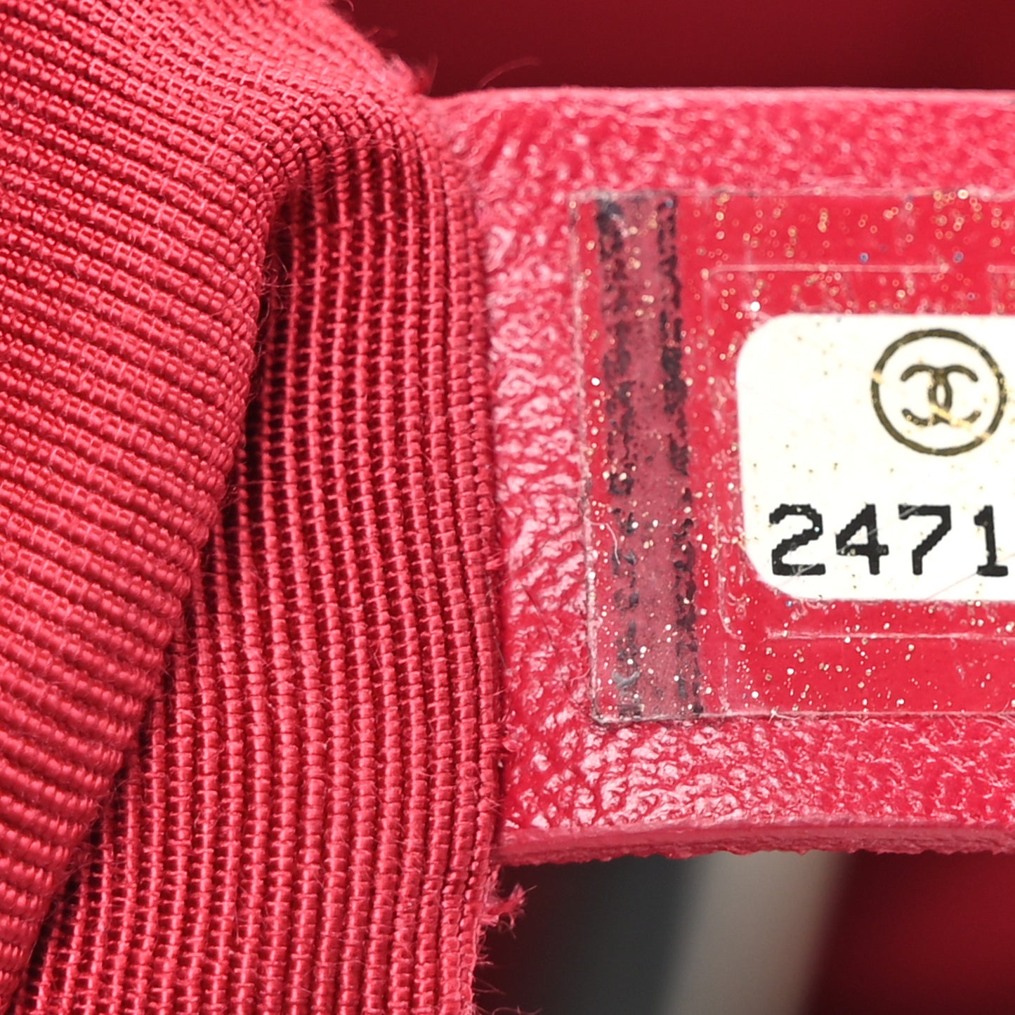 Aged Calfskin Quilted Maxi Gabrielle Hobo Black