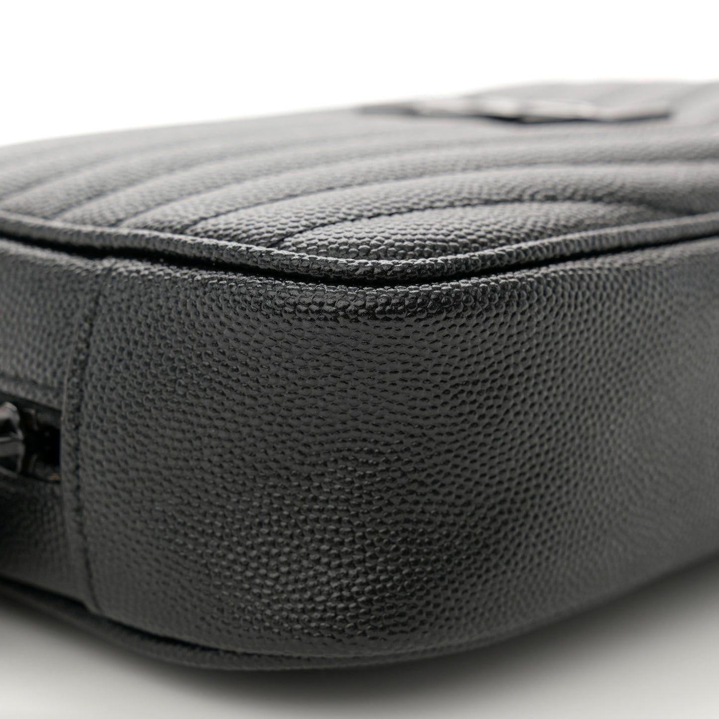 Grain De Poudre Matelasse Monochrome Monogram Mini Lou Camera Bag Black
