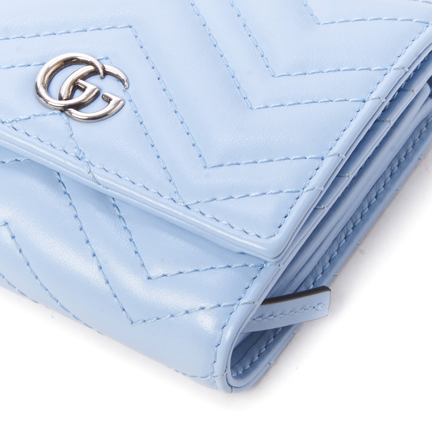 Calfskin Matelasse GG Marmont Medium Wallet Porcelain Light Blue