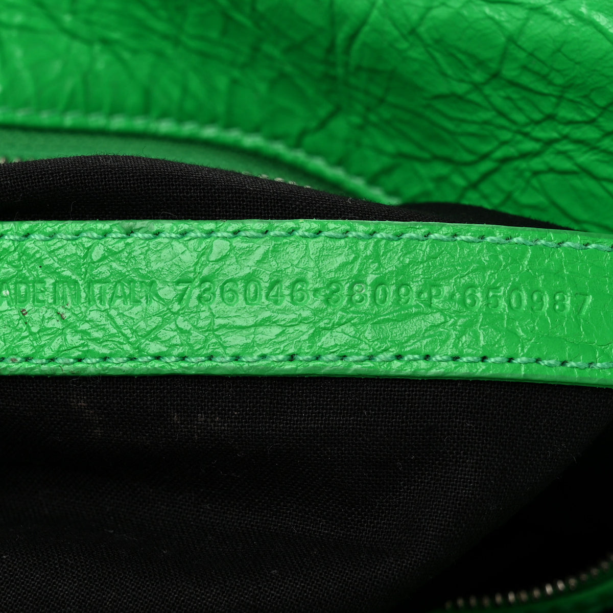 Agneau Arena Small Neo Cagole City Handbag  Vivid Green