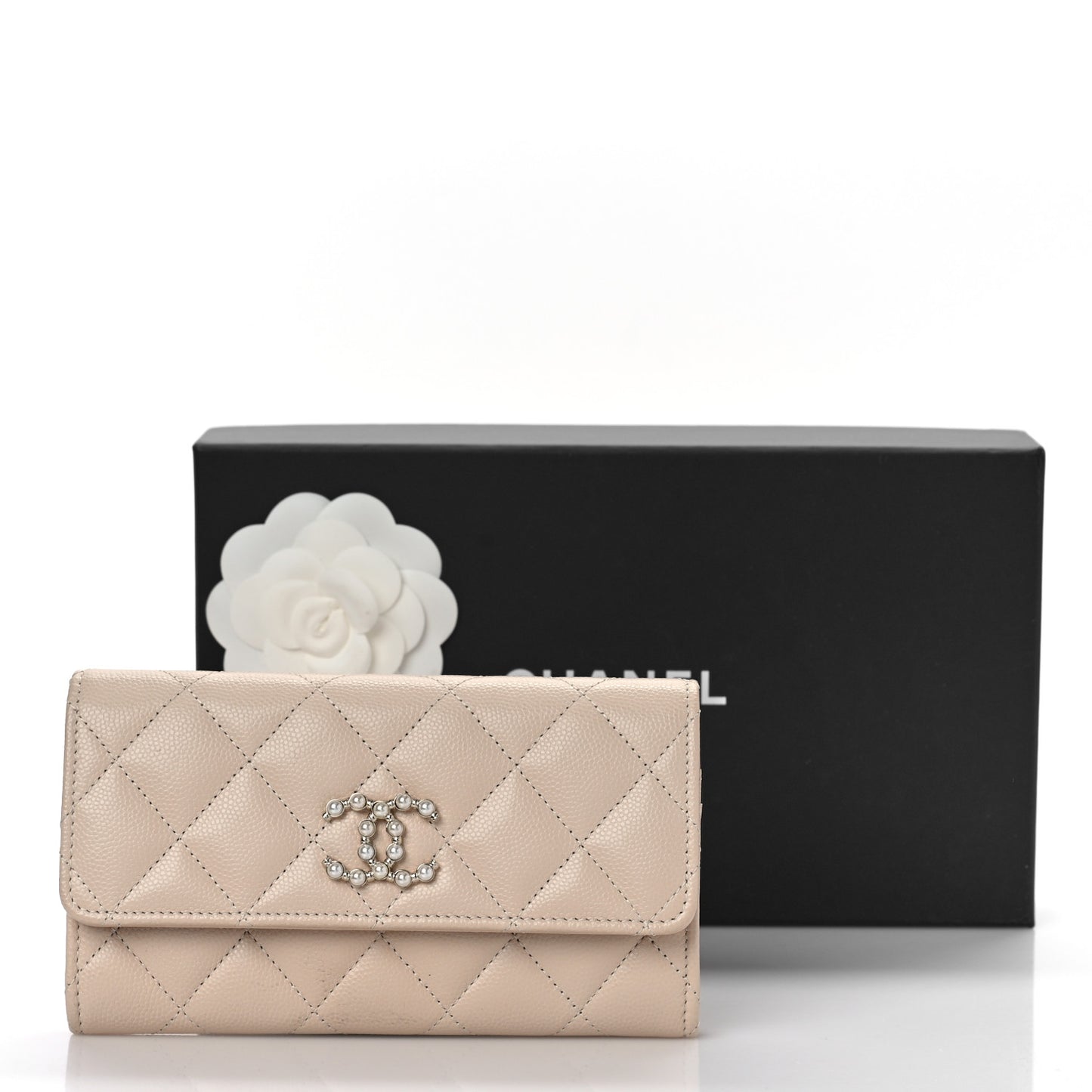 Caviar Pearl Quilted Coco Candy Wallet Beige