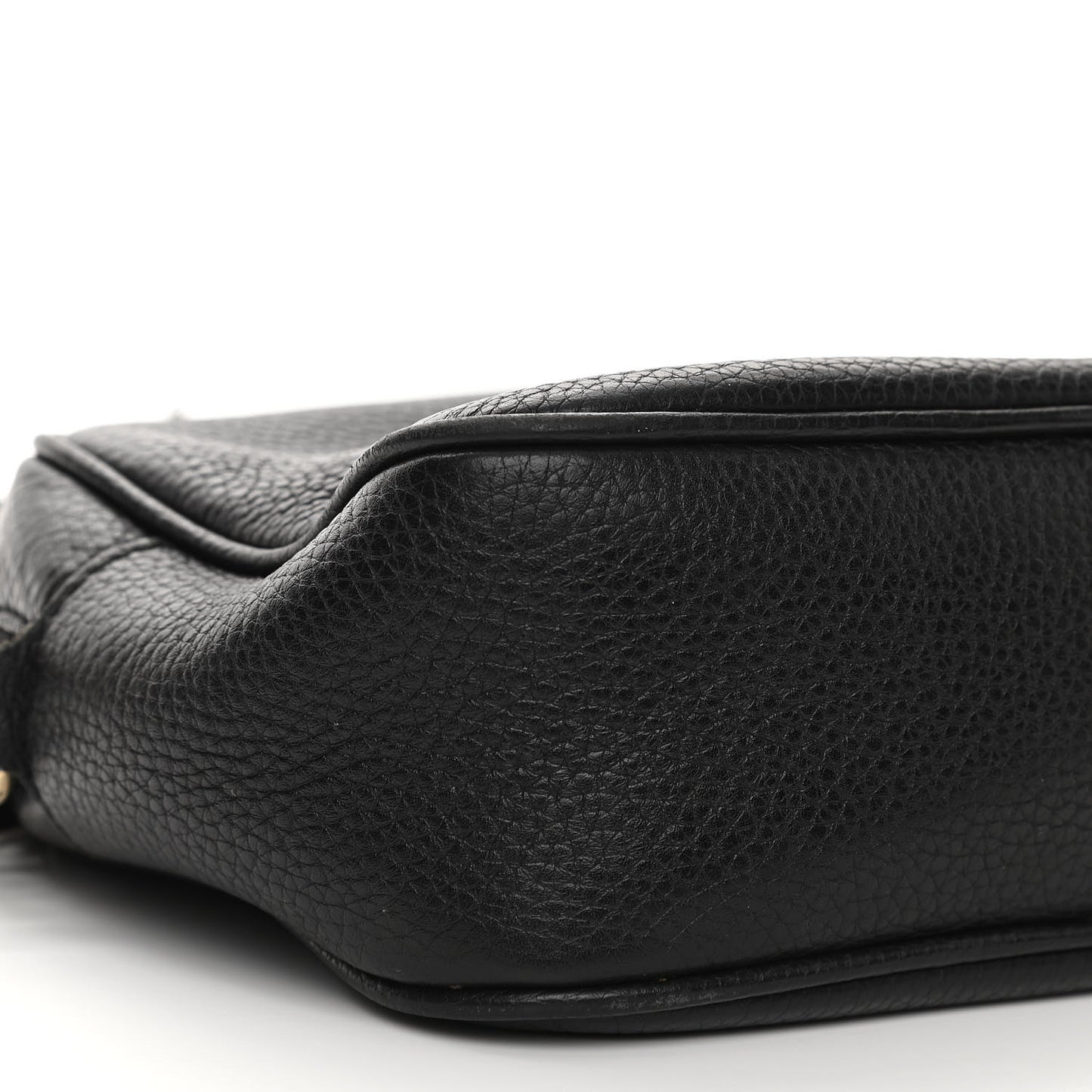 Pebbled Calfskin Small Soho Disco Bag Black