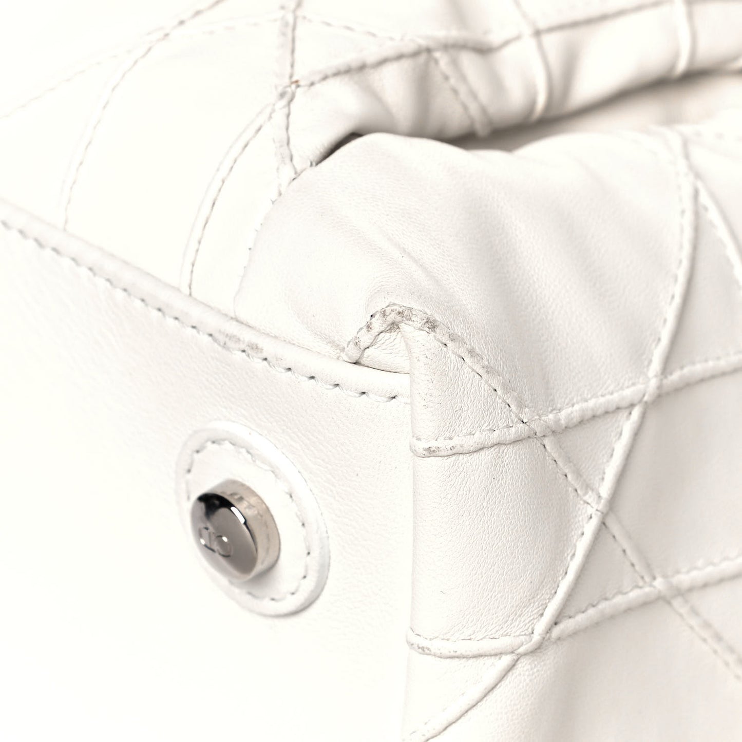 Lambskin Cannage Medium Le Trente Tote White