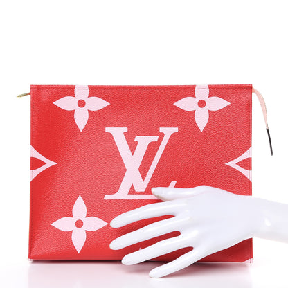 Louis Vuitton Monogram Giant Toiletry Pouch 26 Rouge 2 of 9