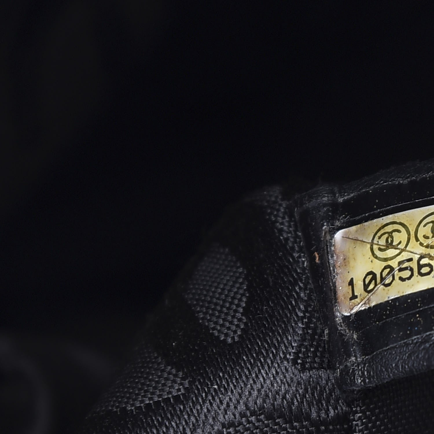 Chanel Caviar CC Tote Black 7 of 20