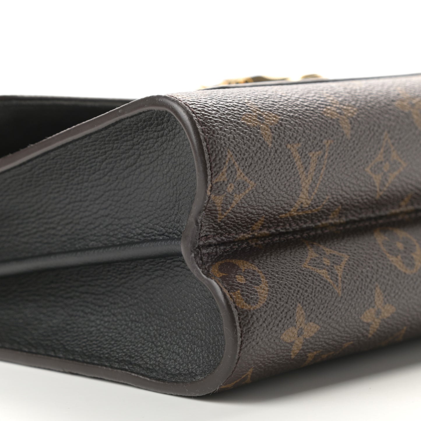 Monogram Victoire Black