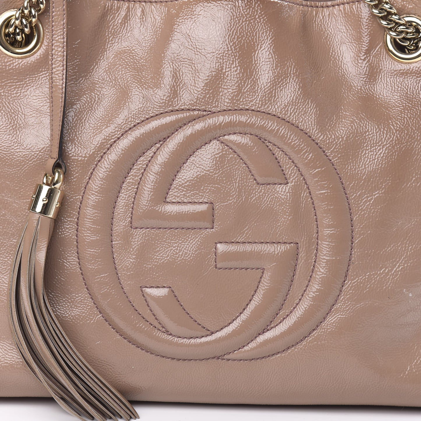 Patent Medium Soho Chain Shoulder Bag Dark Cipria