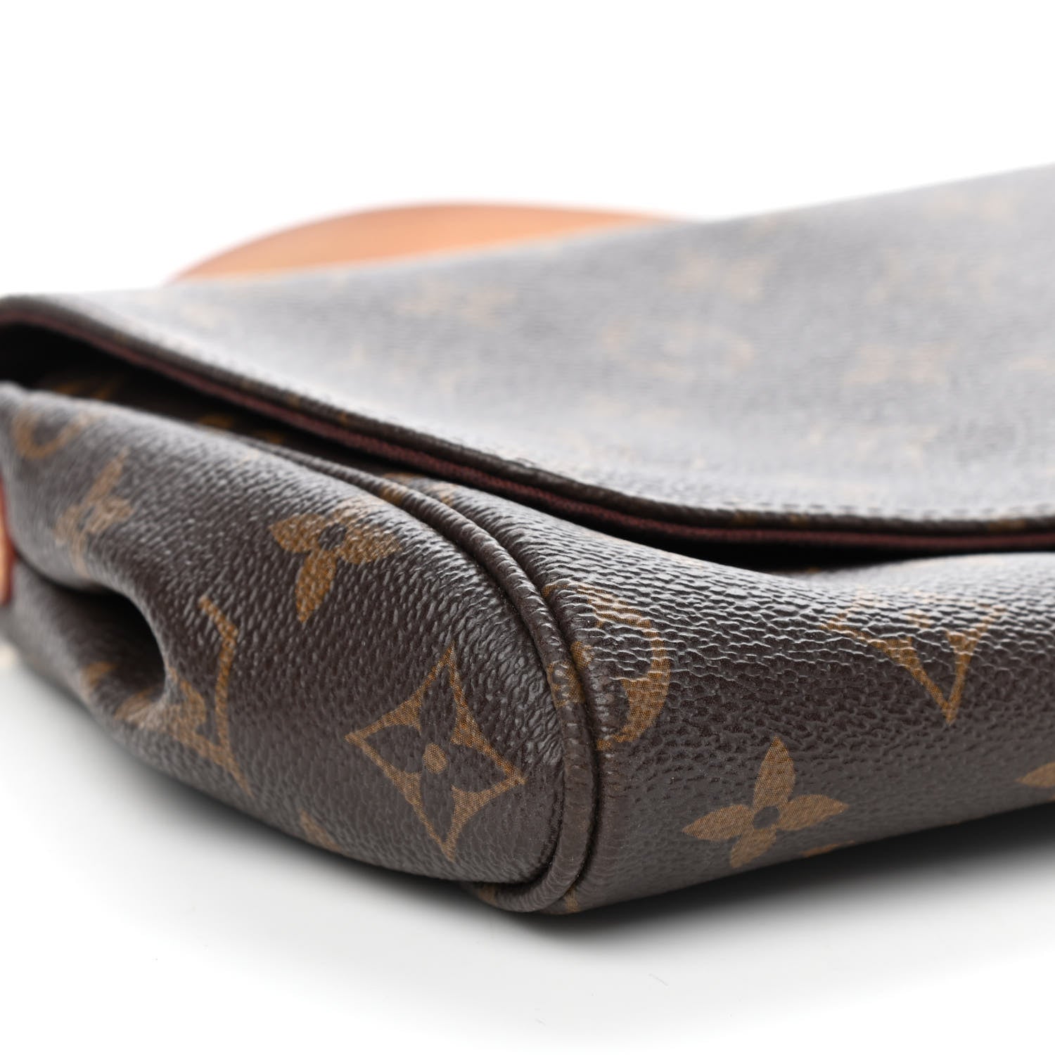 Louis Vuitton Monogram Favorite MM 8 of 10