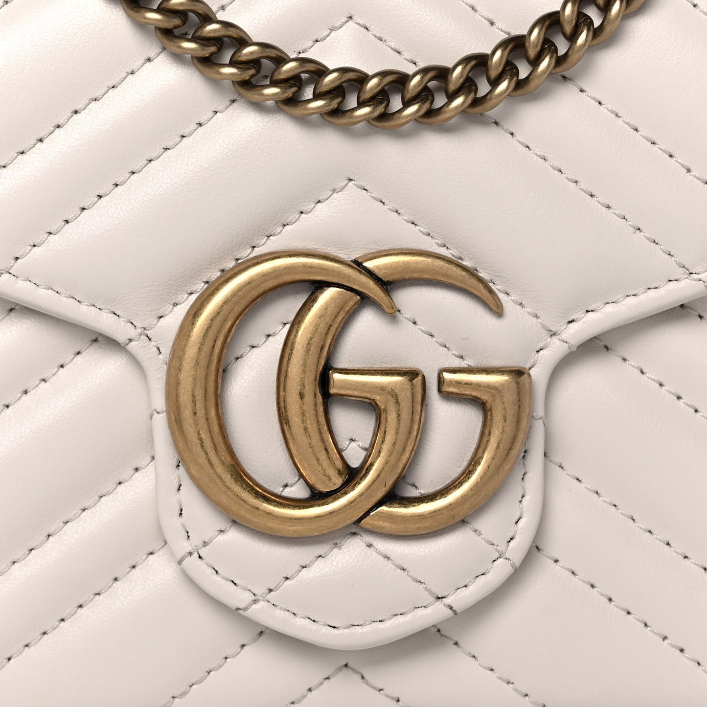 Calfskin Matelasse GG Marmont Chain Wallet Mystic White