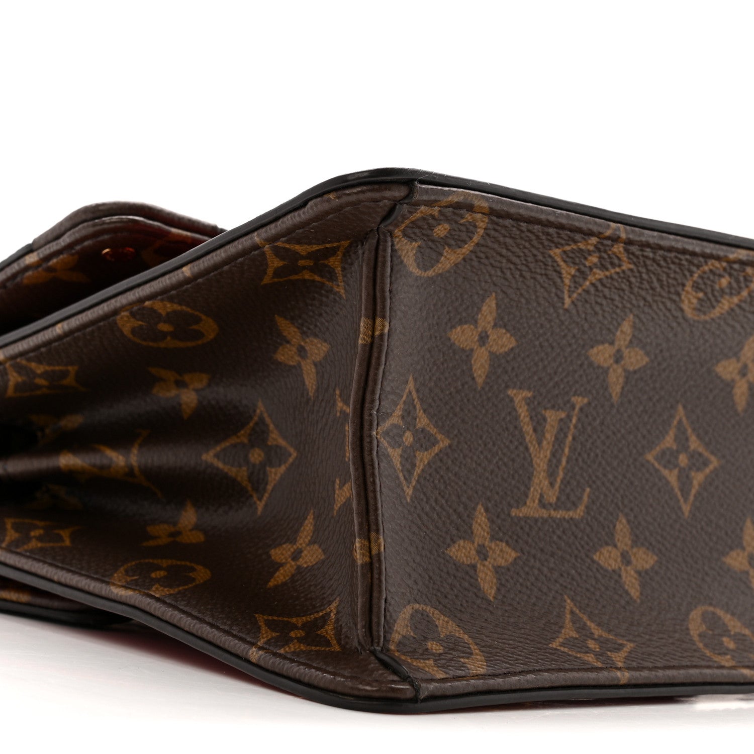 Louis Vuitton Vernis Epi Monogram Wynwood Scarlet 8 of 10
