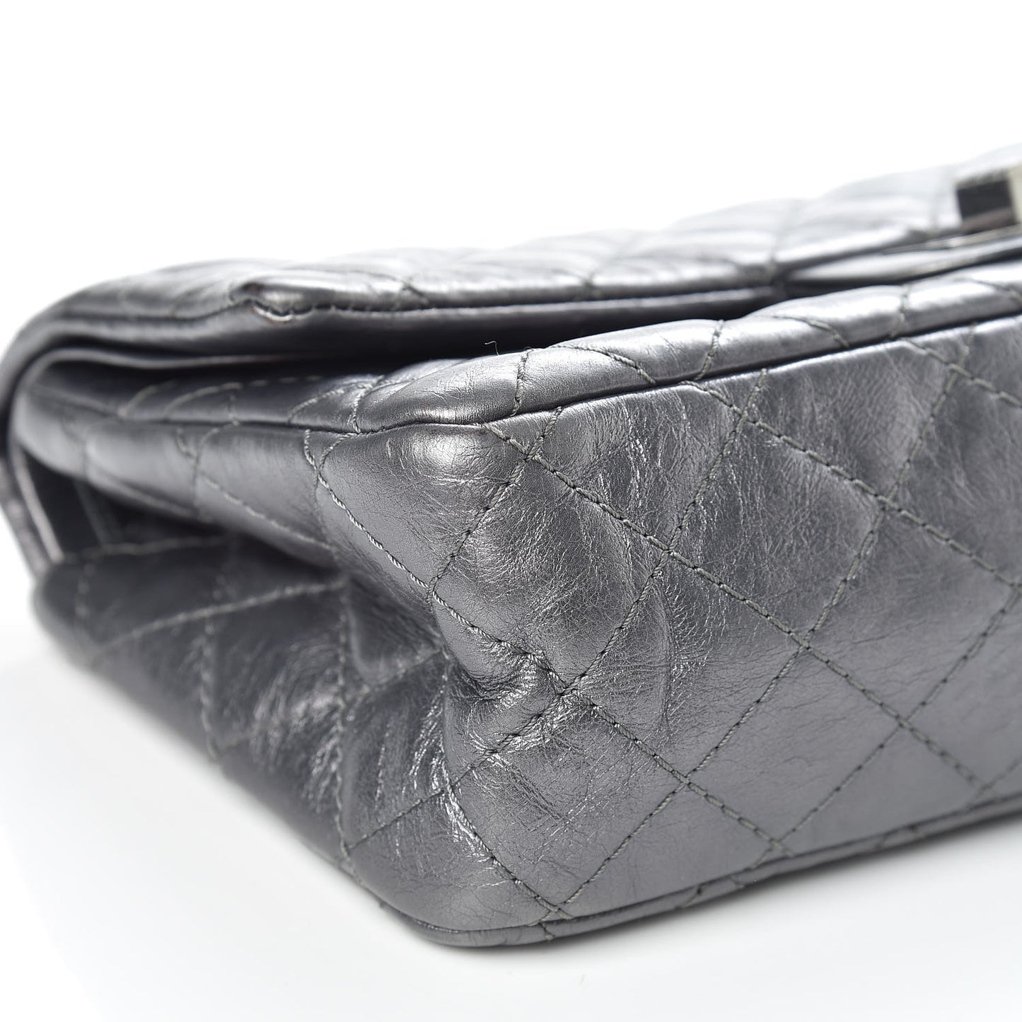 Metallic Aged Calfskin Quilted 2.55 Reissue 225 Flap Grey