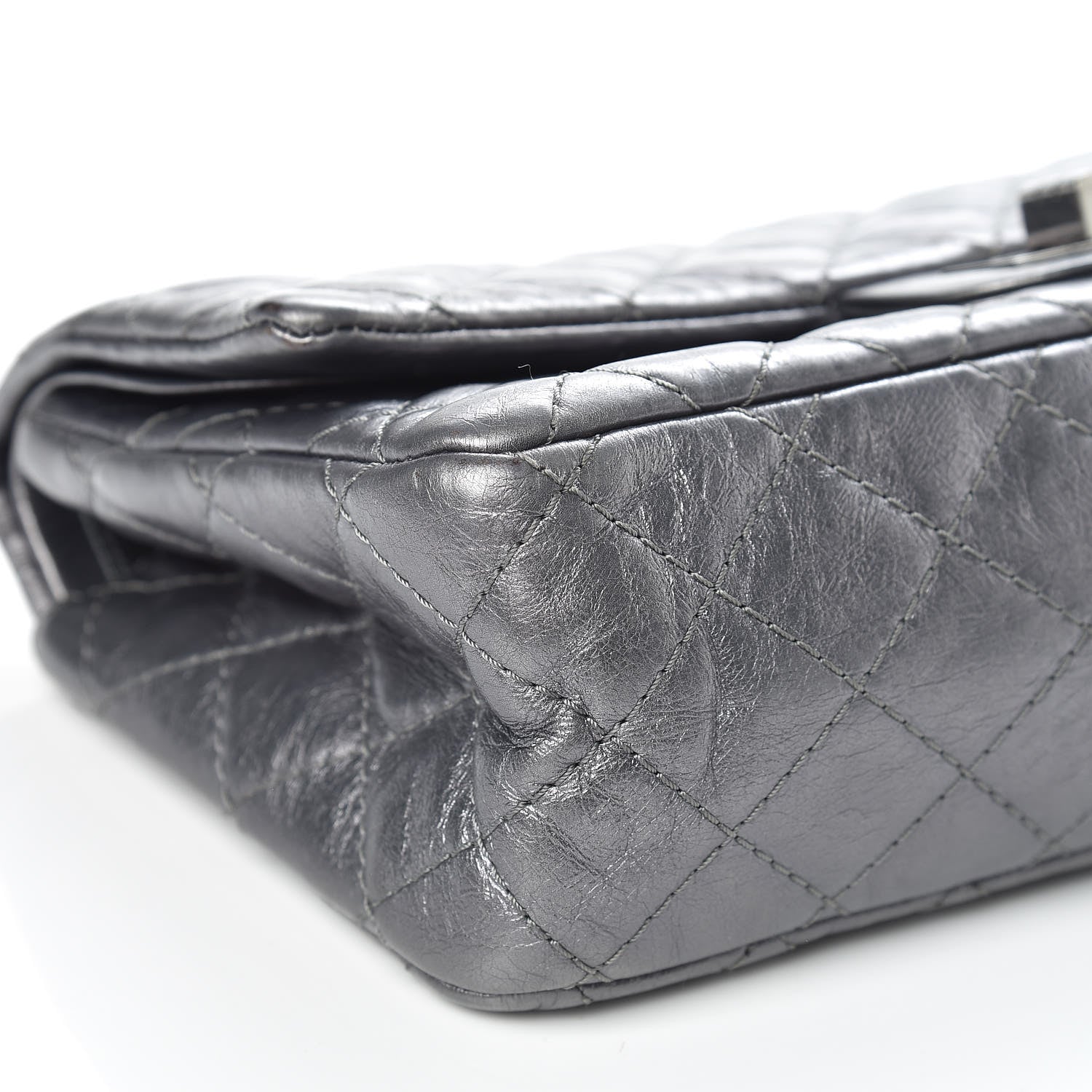 Chanel Metallic Aged Calfskin Quilted 2.55 Reissue 225 Flap Grey 8 of 14