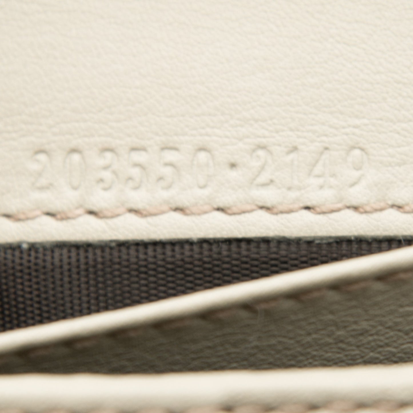 Guccissima Heart Continental Wallet Off White