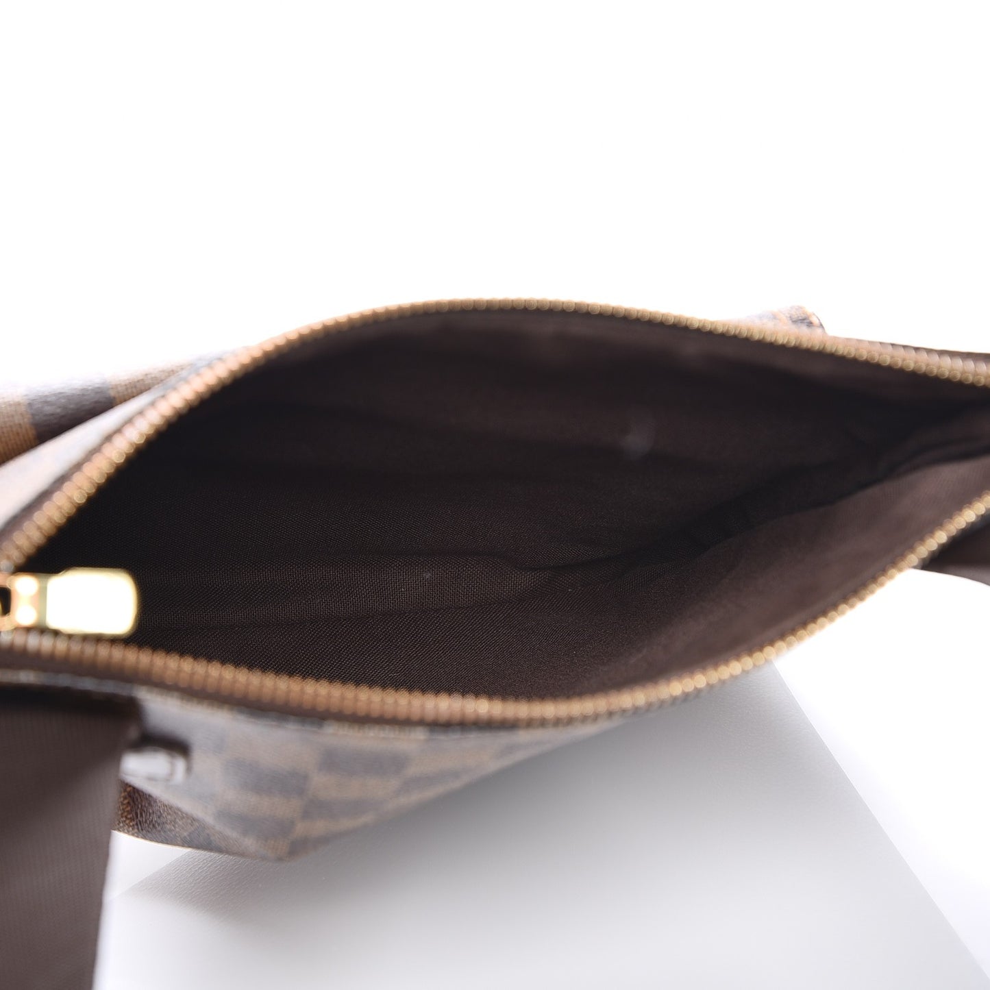 Damier Ebene Pochette Melville