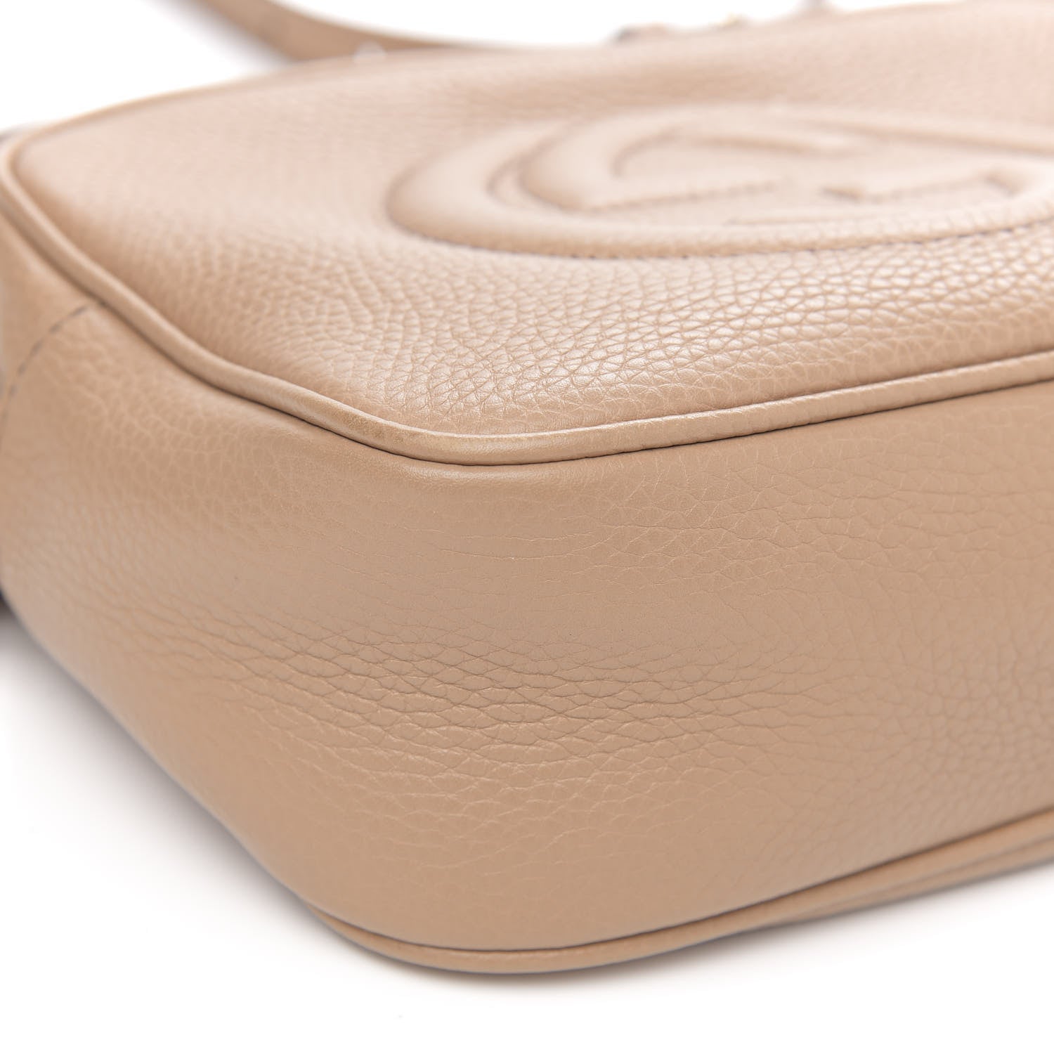 Gucci Pebbled Calfskin Small Soho Disco Bag Camelia 8 of 12