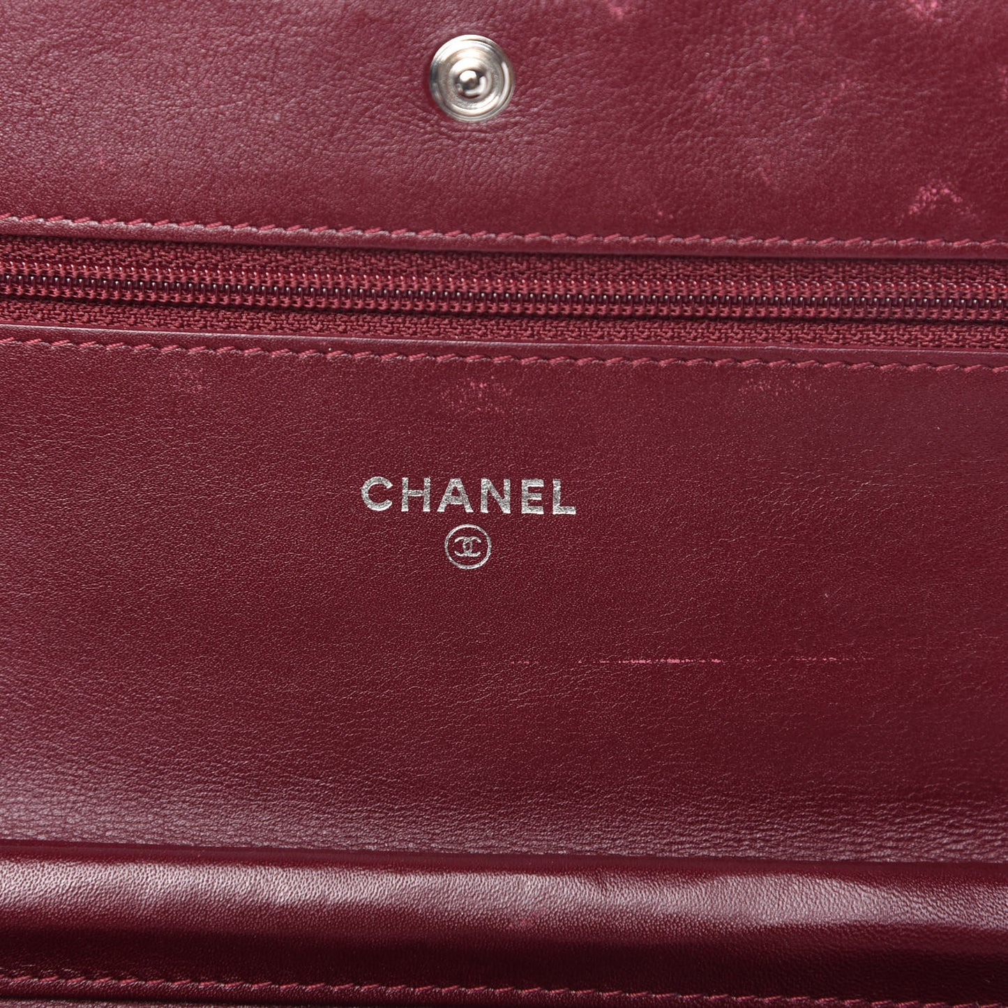 Patent Quilted Brilliant Wallet On Chain WOC Red