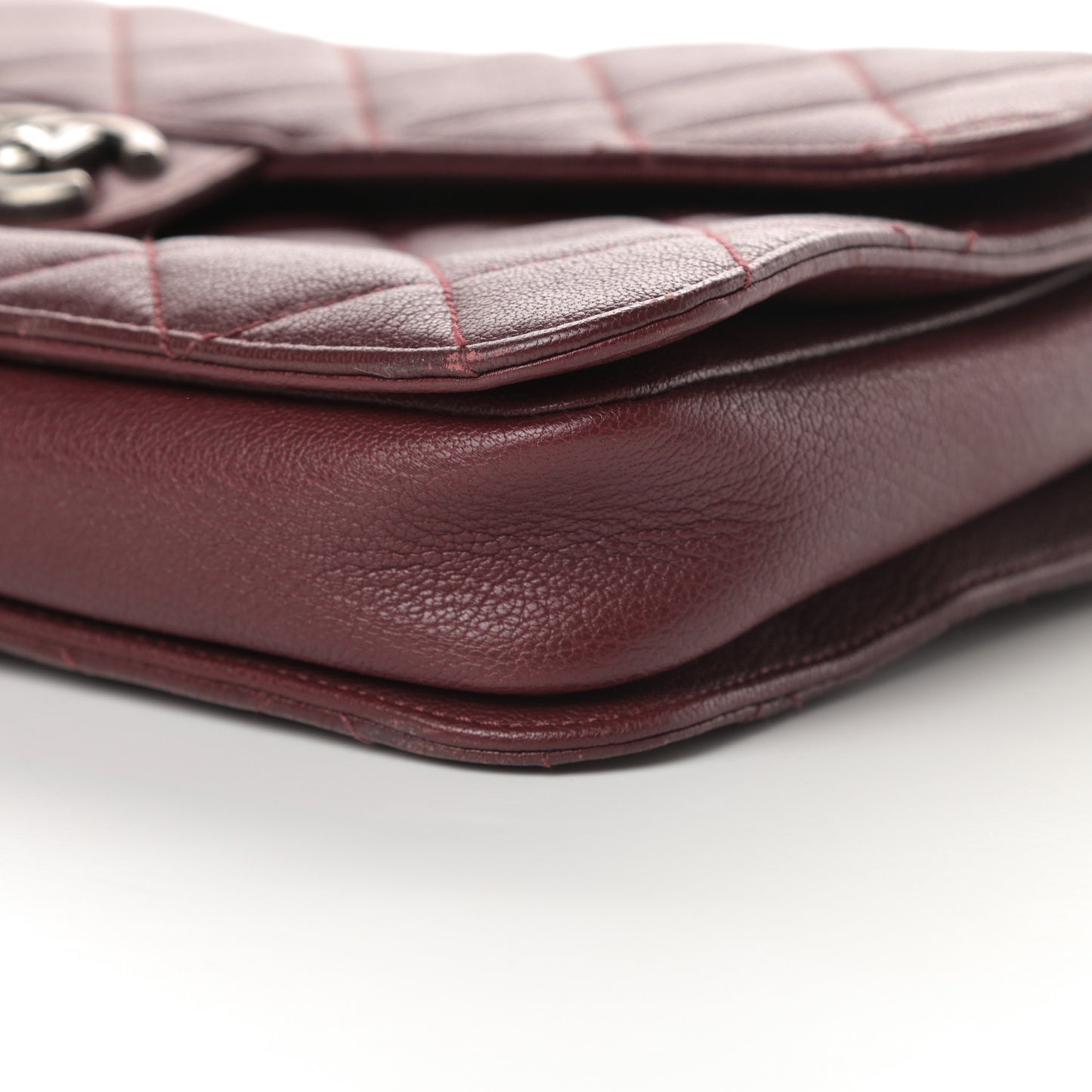 Goatskin Quilted Large Perfect Edge Flap Burgundy