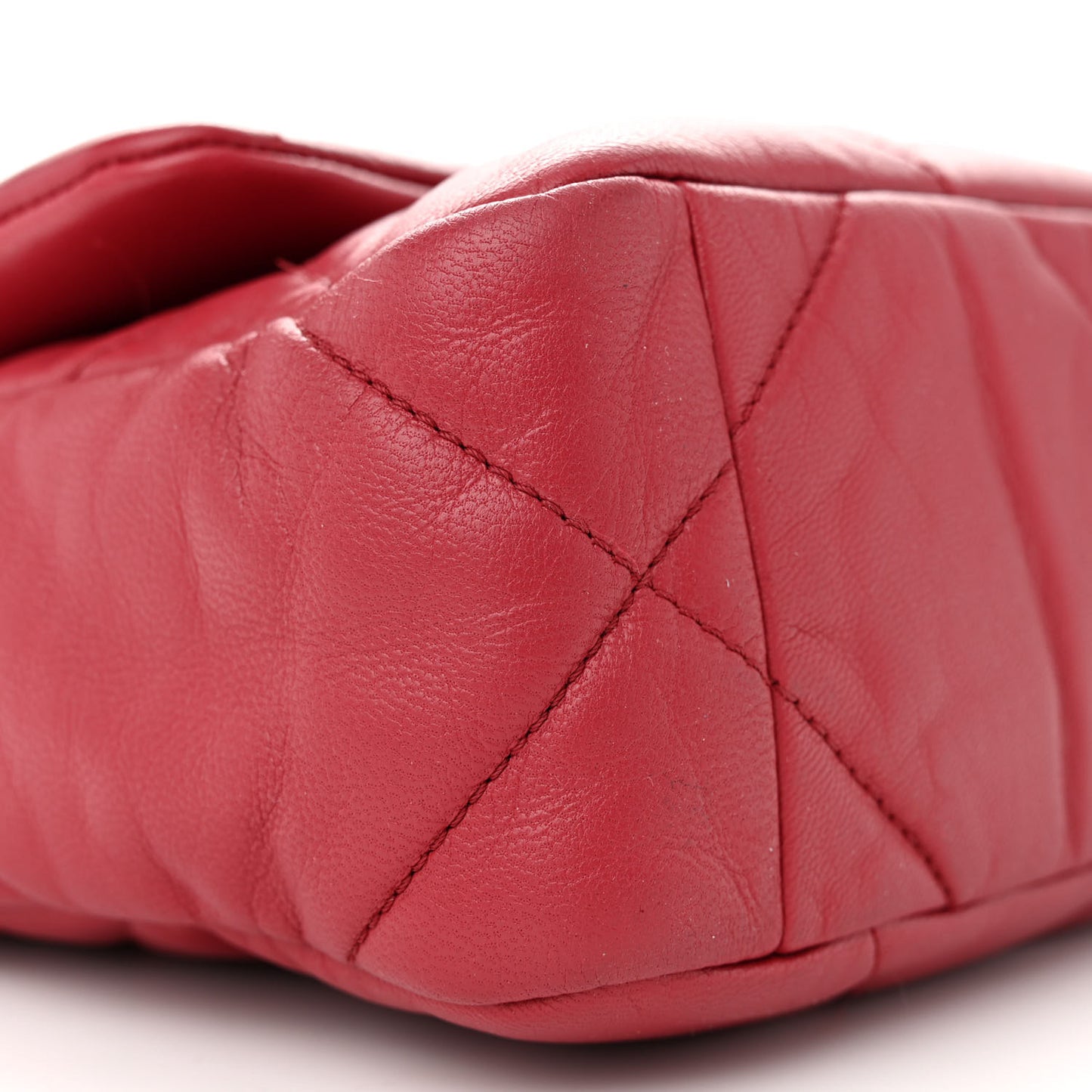 Goatskin Quilted Medium Chanel 19 Flap Red