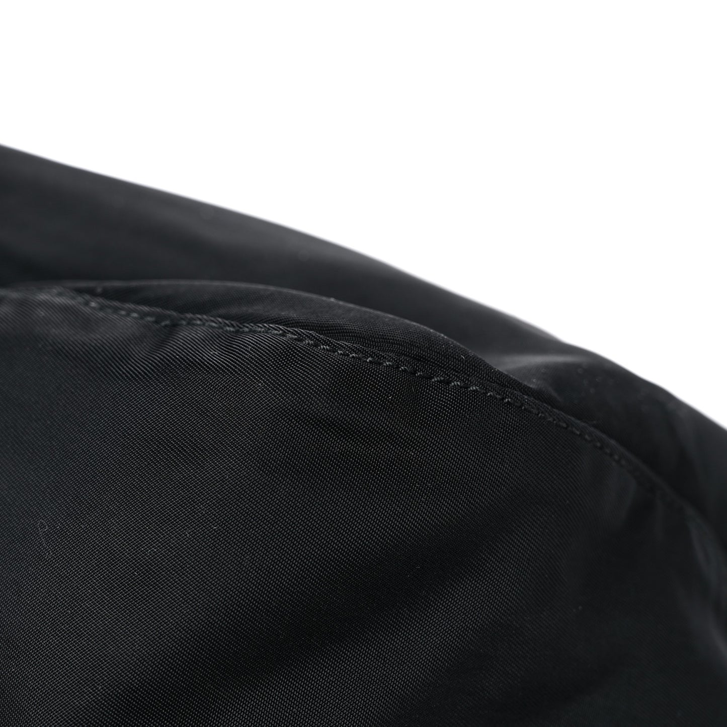Nylon Vela Messenger Bag Black