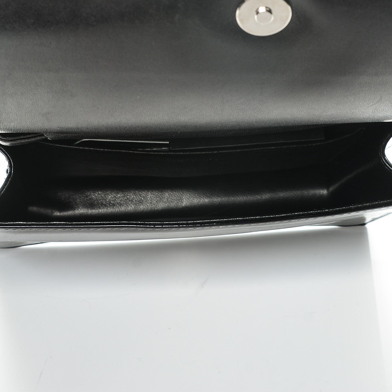 Chanel Patent Just a Drop of N°5 Comic Coco Clutch 5 of 7