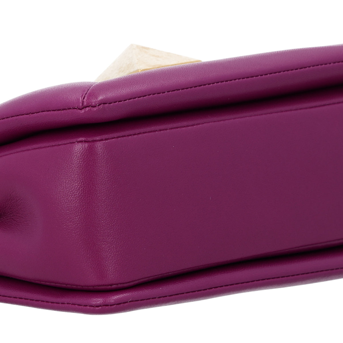 Nappa One Stud Chain Clutch Prune