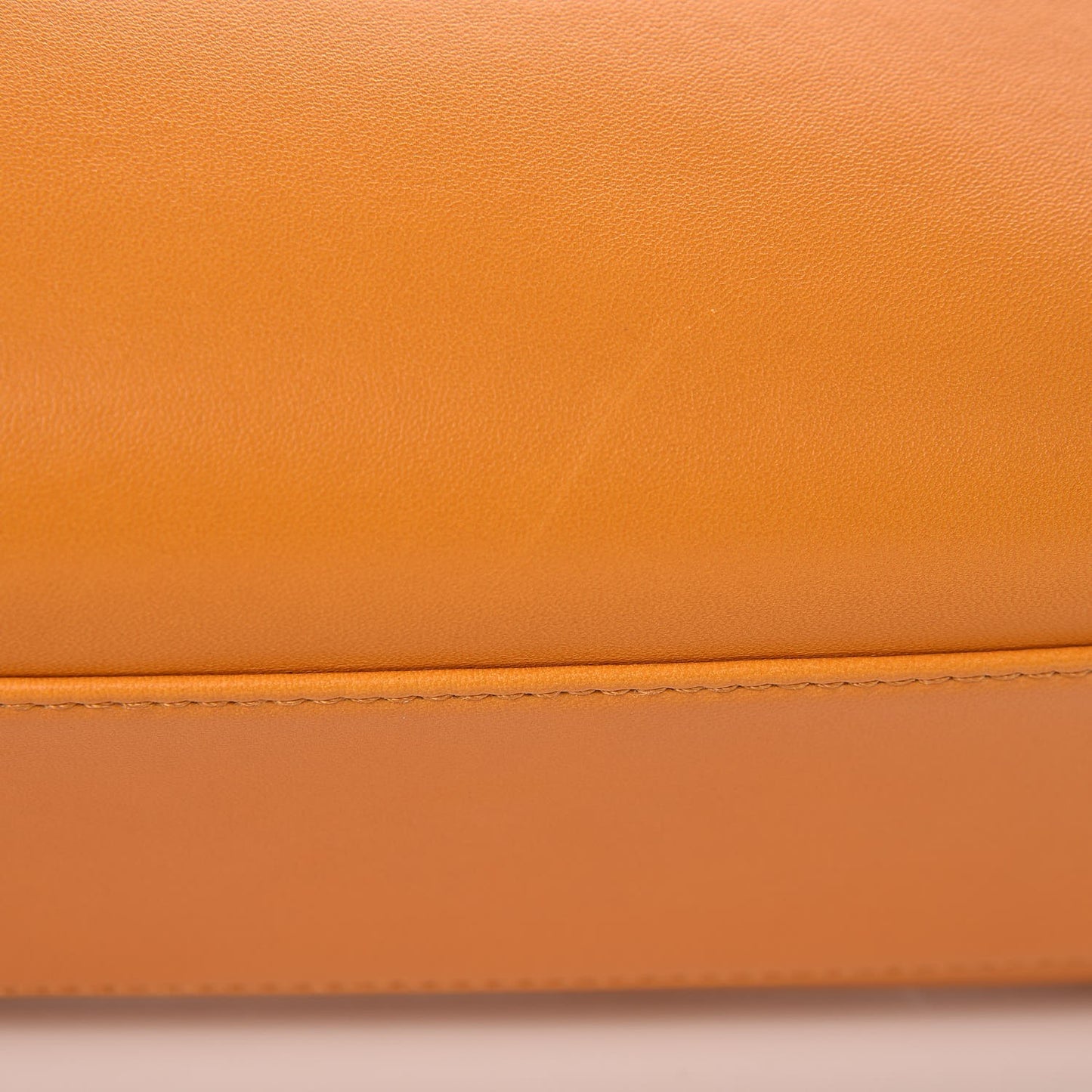 Nappa Mini Peekaboo Iconic Satchel Giallo Syrup