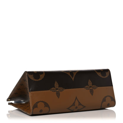 Louis Vuitton Reverse Monogram Giant Onthego MM 4 of 9