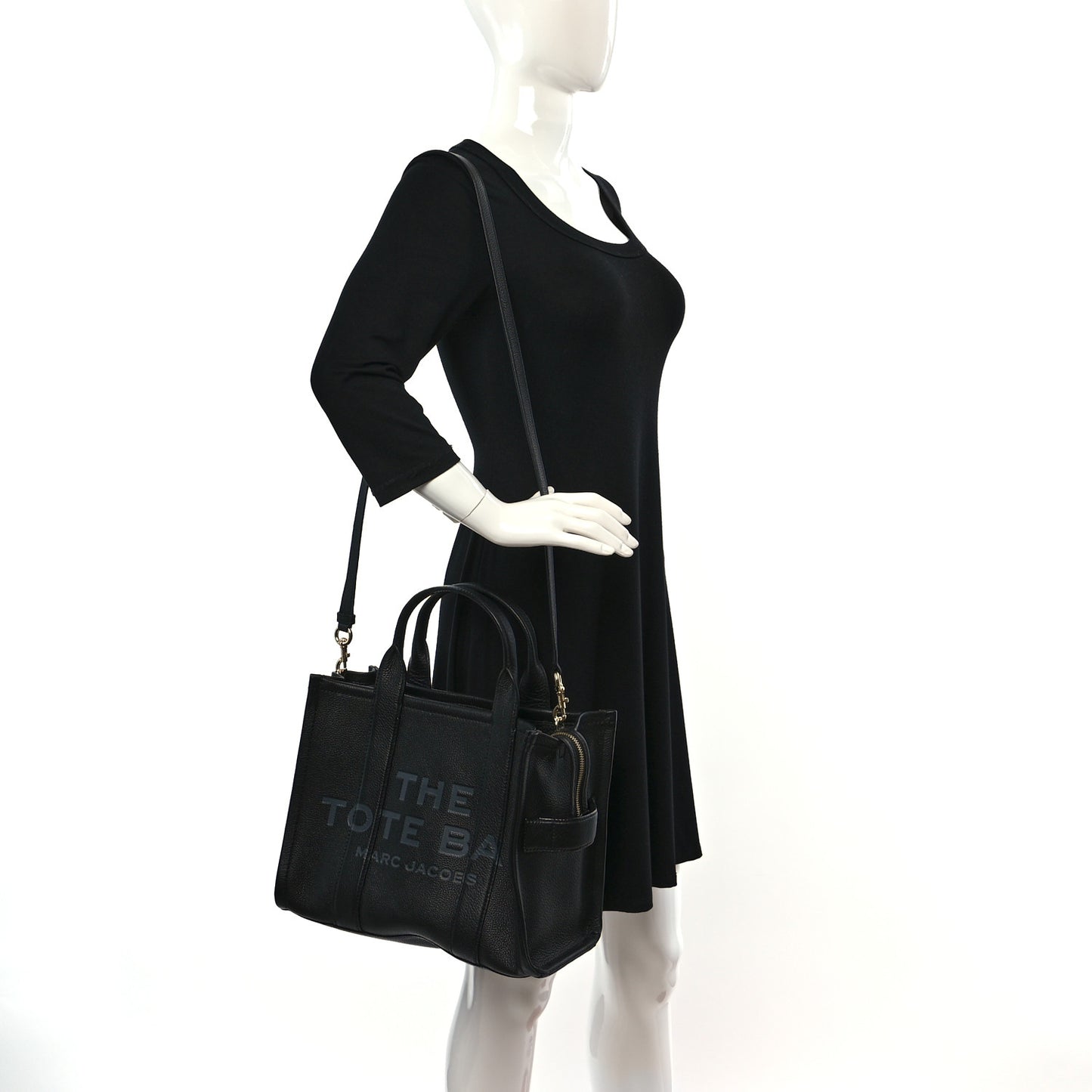 Grained Calfskin Medium The Tote Bag Black