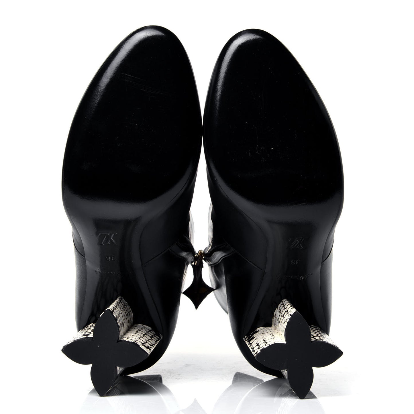 Calfskin Silhouette Ankle Boots 38 Black