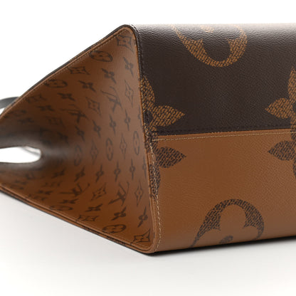 Louis Vuitton Reverse Monogram Giant Onthego GM 8 of 11