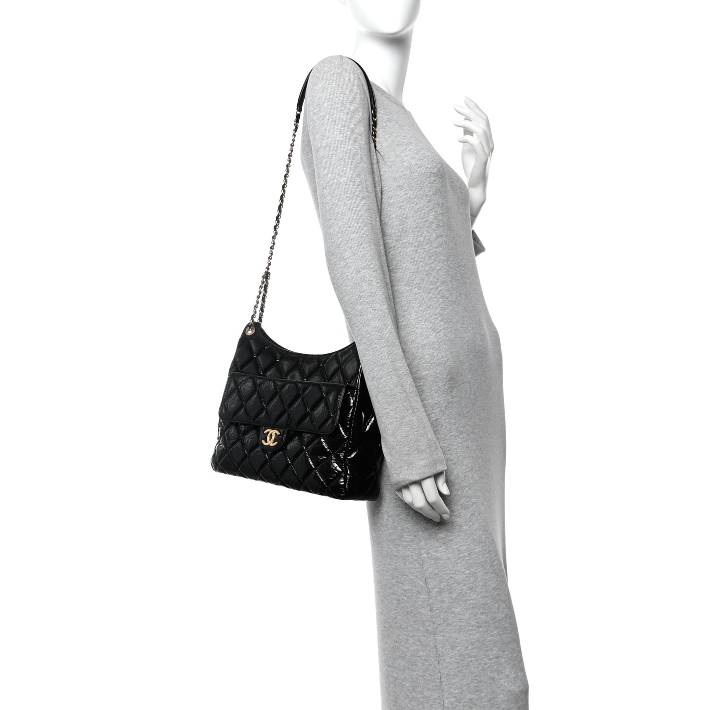 Shiny Crumpled Calfskin Quilted Large Wavy CC Hobo Black