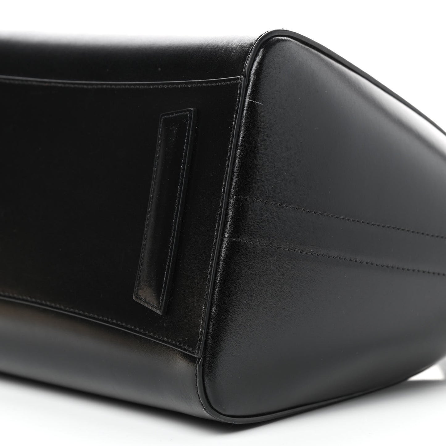 Shiny Lord Calfskin Medium Antigona Black