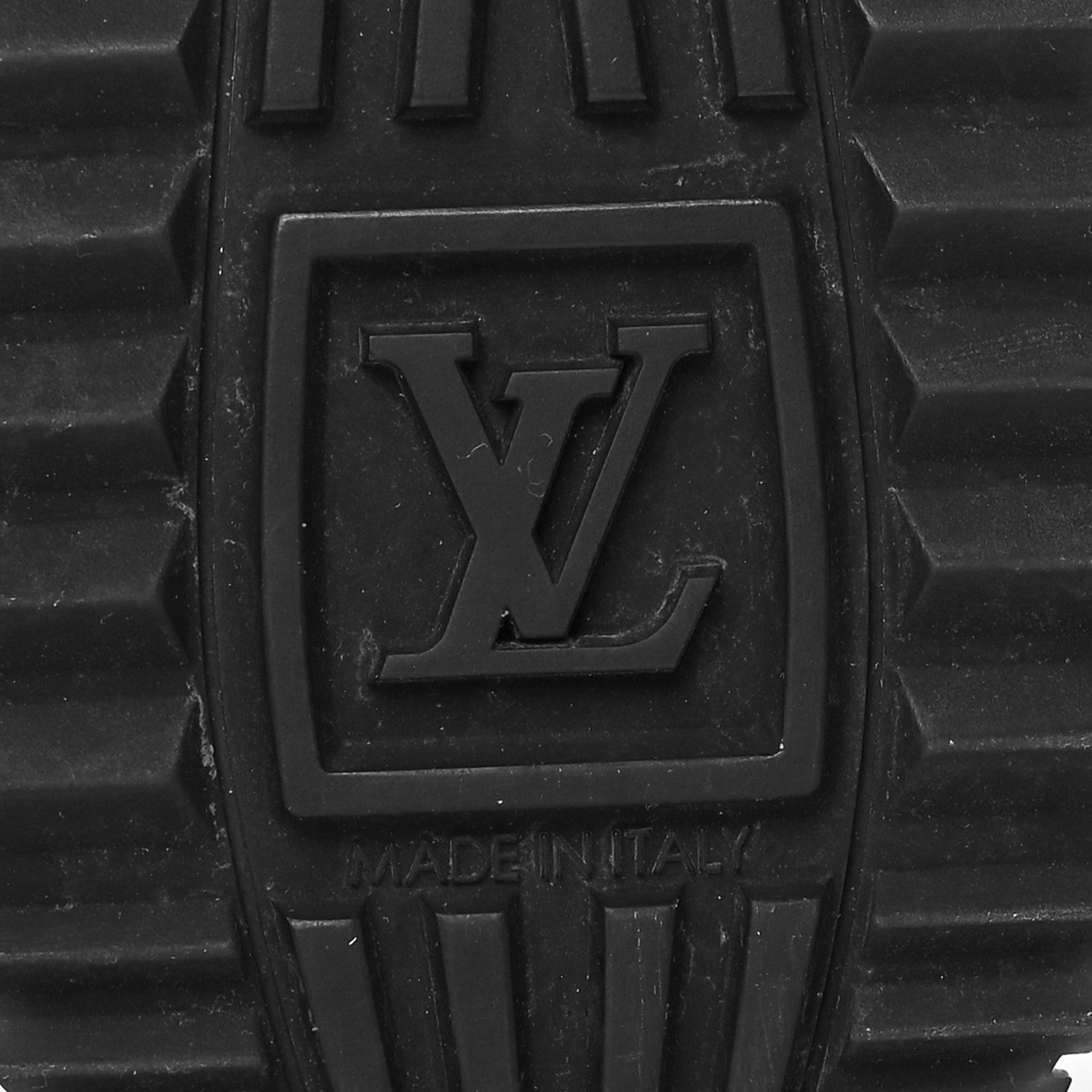 Louis Vuitton Suede Monogram Run Away Sneakers 39 Black 7 of 8
