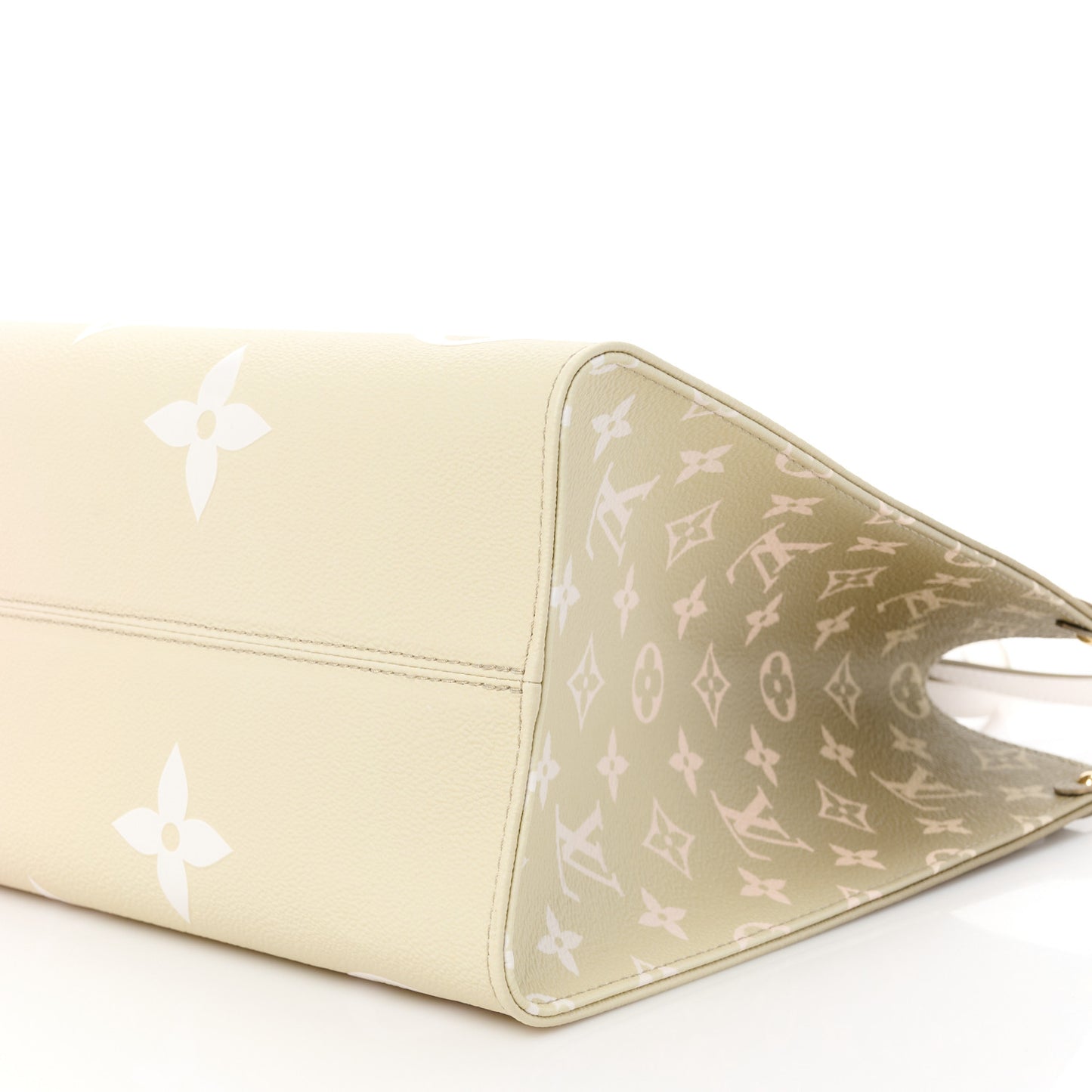 LOUIS VUITTON Monogram Giant Spring In The City Onthego MM Sunset Kaki