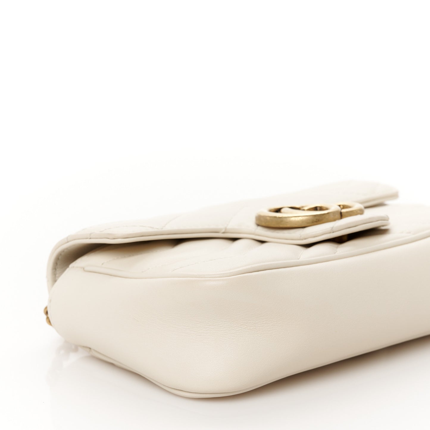 Calfskin Matelasse Super Mini GG Marmont Shoulder Bag White