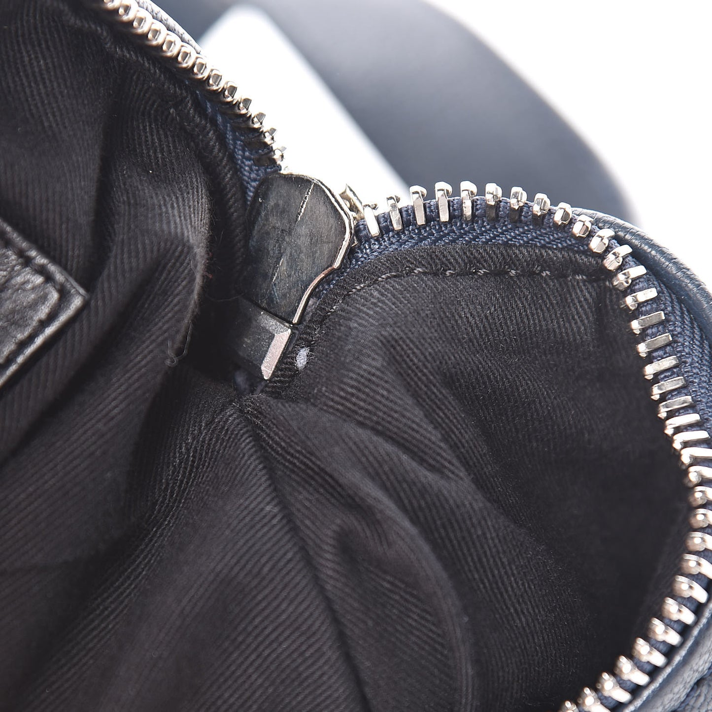 Sugar Goatskin Medium Pandora Navy