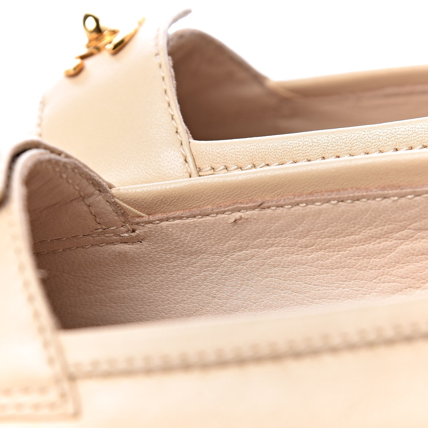 Chanel Lambskin CC Turnlock Loafers 37.5 Biege 9 of 9