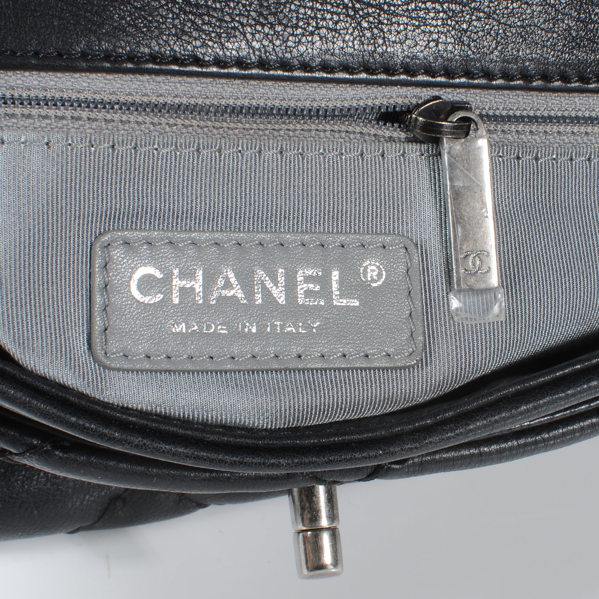 Chanel Calfskin Ultimate Stitch Flap Bag Black 7 of 10