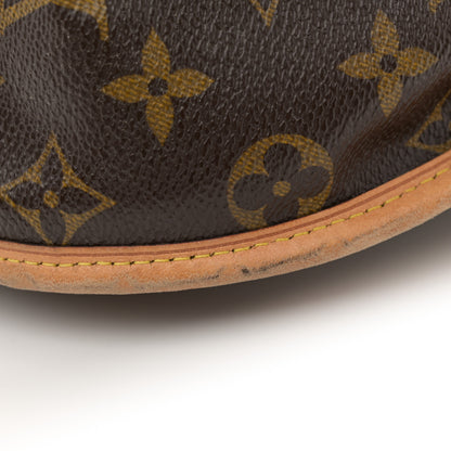 Louis Vuitton Monogram Menilmontant MM 10 of 17