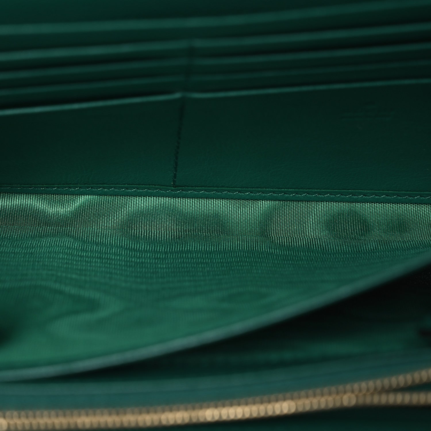 Gucci Azalea Calfskin Enamel Matelasse Diagonal Torchon GG Marmont Chain Wallet New Shamrock Emerald 5 of 13