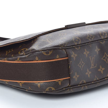 Louis Vuitton Monogram Beaubourg MM Messenger Bag 7 of 13