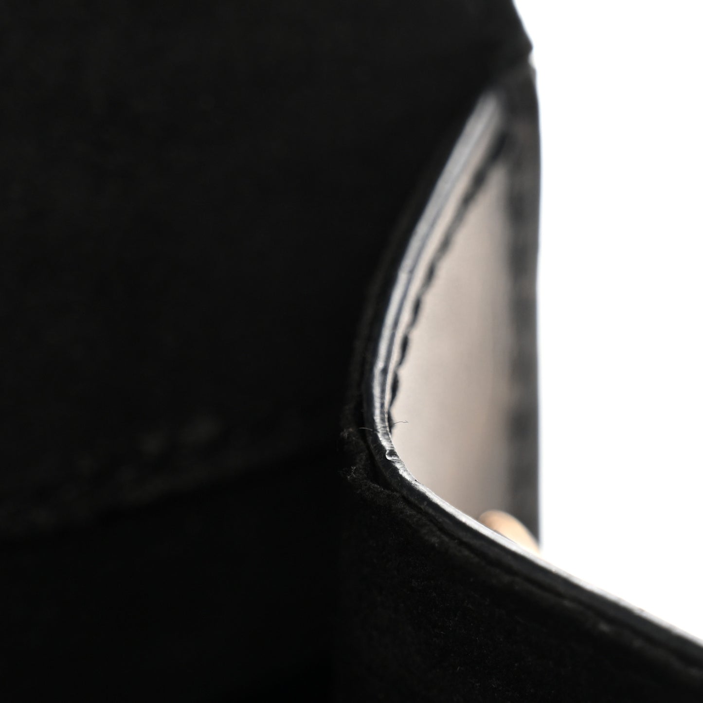 Calfskin Chain Louise MM Black